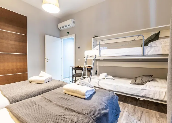 Flatinrome Trastevere Complex Daire