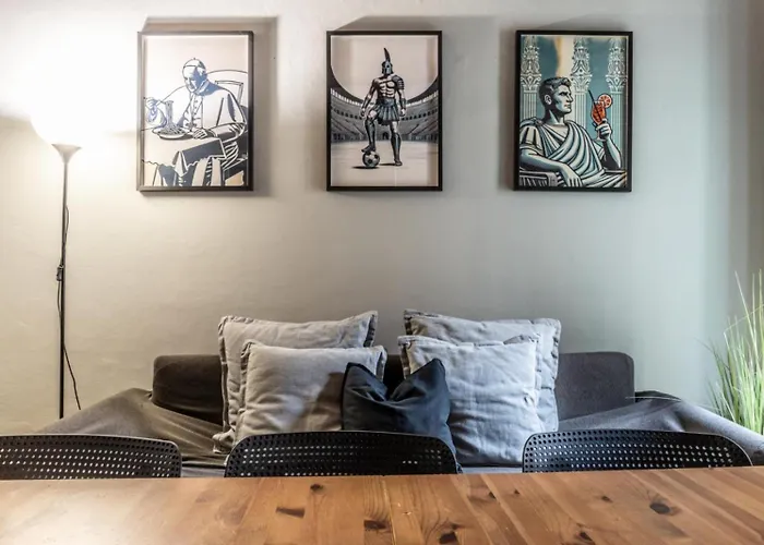 Flatinrome Trastevere Complex Daire
