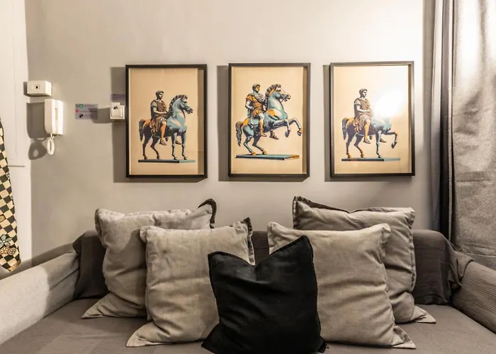 Flatinrome Trastevere Complex Daire